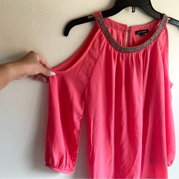 Michel Coral Open Shoulder Dressy Top - Picture 5 of 9